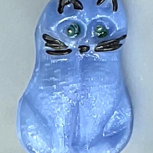 Moonglow Glass Cat Realistic Shape Vintage Button Blue Small
