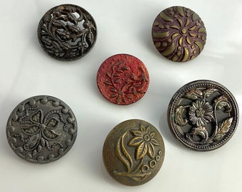 Lot of 6 medium size Antique Flower Buttons old Metal floral designs