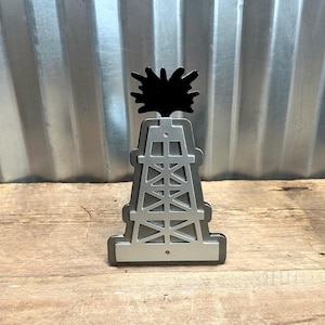 Oil Derrick Hitch Cover