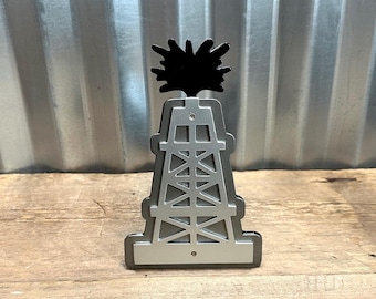 Oil Derrick Hitch Cover