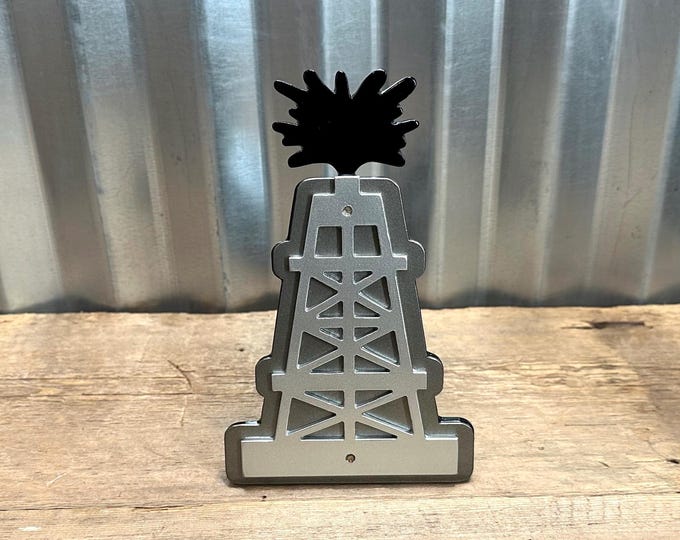 Oil Derrick Hitch Cover