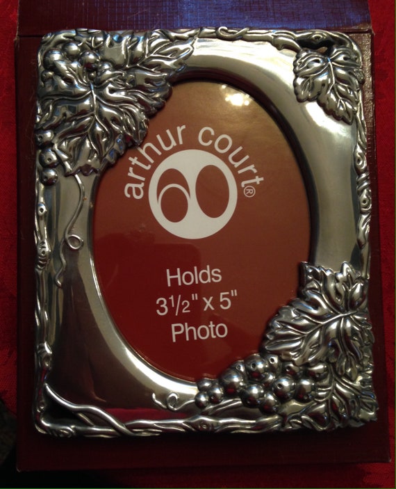 Vintage Arthur Court Oval G Picture Frame New In Box Image 0