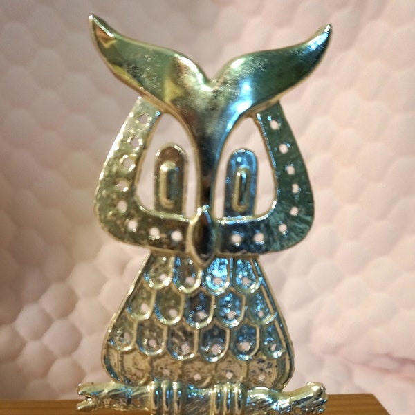 Vintage 80's Metal Owl Pierced Earring Holder 6" Tall