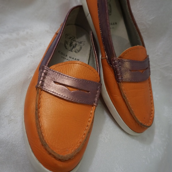 Women's Cole Haan Boat Shoes Leather Loafers Sz 7 US Hand-painted
