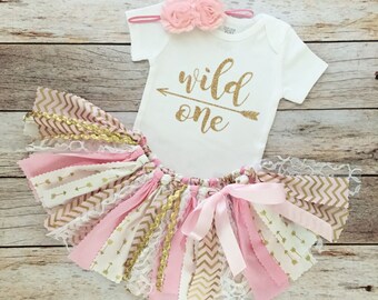 Pink and Gold Wild One Birthday Outfit with Headband/Pink and Gold Arrow Fabric Tutu/Baby Girl/Shirt with Age
