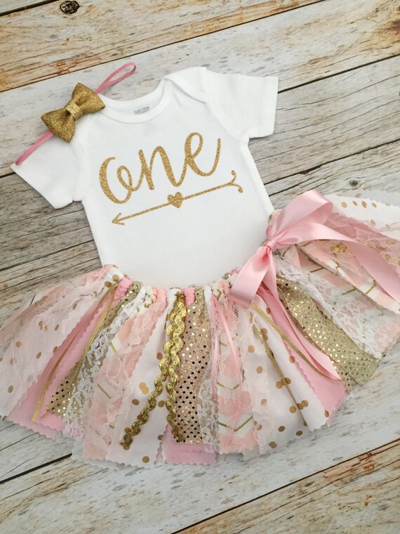 Baby Girl Pink and Gold First Birthday Outfit Pink and Gold Sparkly Arrow Birthday Outfit with Gold Bow Headband Pink and Gold Fabric Tutu