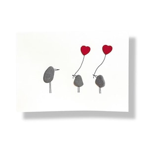 Pebble Art Card: Mama Bird and Babies with Balloons