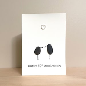 Carte artistique en galets Joyeux anniversaire • 30e anniversaire - Perle • 5,5 x 4 pouces • intérieur vierge • carte-cadeau faite main • unique en son genre • prête à être expédiée