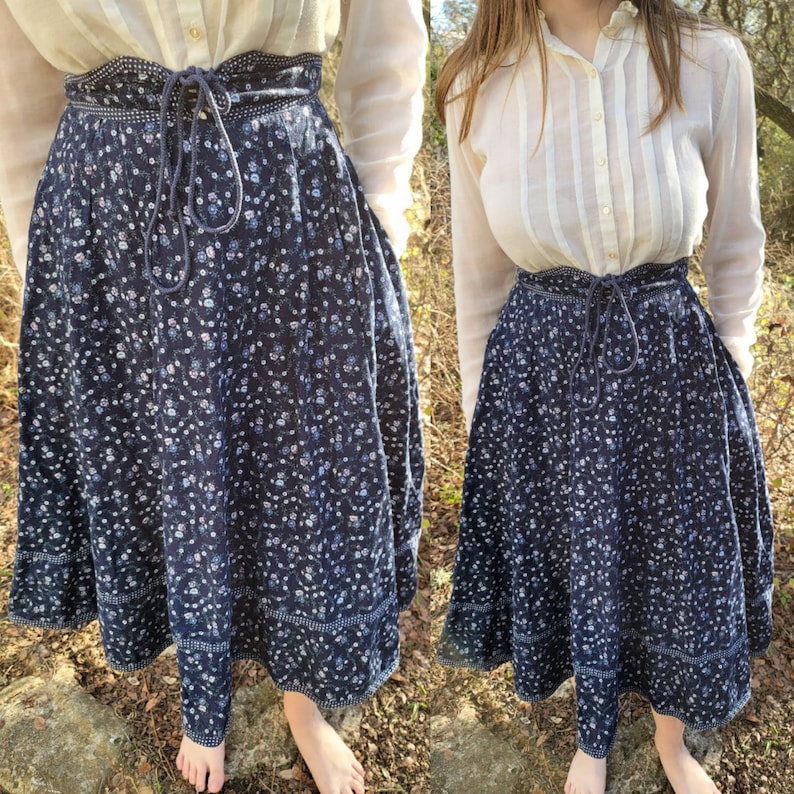 Vintage Gunne Sax Skirt 13 Medium Navy Blue Floral Midi Skirt Corset Skirt