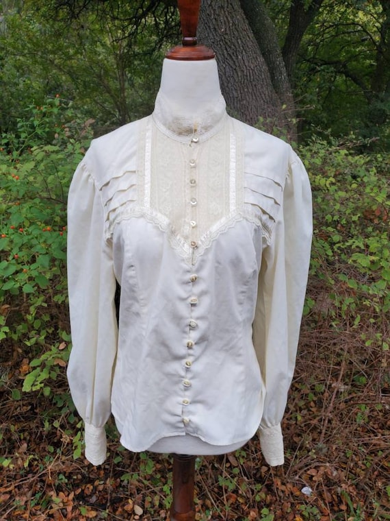 Vintage Gunne Sax 13 medium white button-up blouse