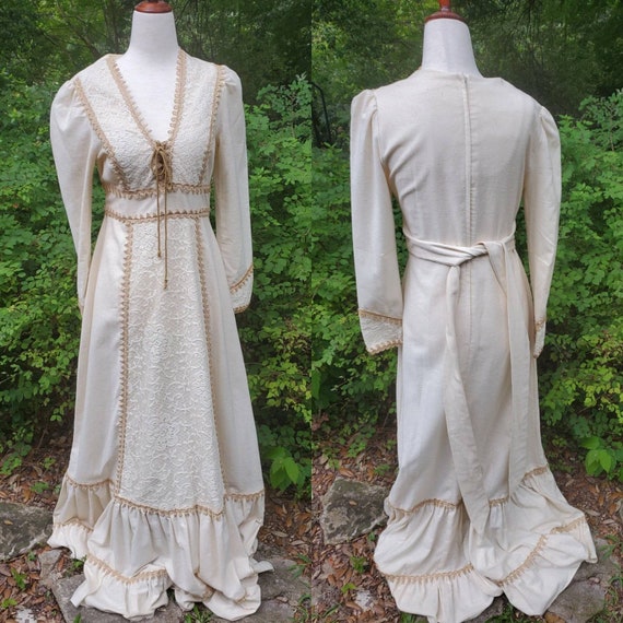 Gunne Sax 13 15 dress medium 30 in waist Renaissa