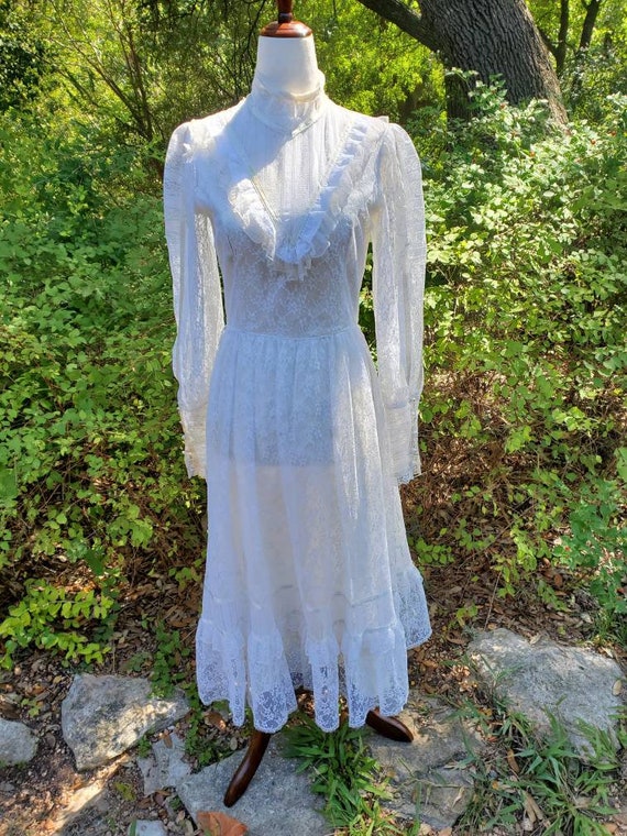 Gunne sax dress