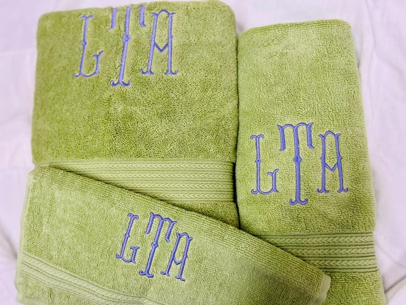 Personalized 3 piece Bath Towel Set, Embroidered Bath Towel, Hand Towel, Wash Cloth image 17