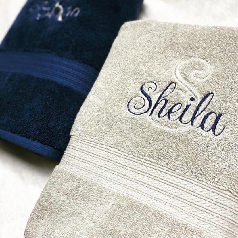 Calla Logo Signature 1000 Gram Oversize Egyptian Cotton Bath Towel