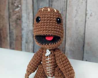 Sackboy Little Big Planet amigurumi all'uncinetto