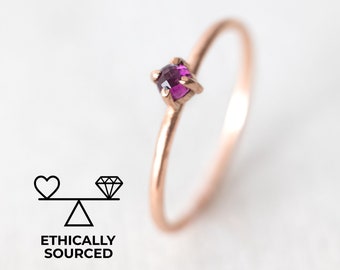 Rhodolite Garnet ring - January birthstone jewelry - Love gem ring - Gemstone promise ring - Pink garnet jewelry