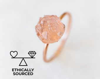 Raw Rose Quartz Ring, Raw Quartz Ring, Rough Gemstone Ring, Raw Stone Ring, Natural Crystal Ring, Minimalist Ring, Ethical Anniversary Gift