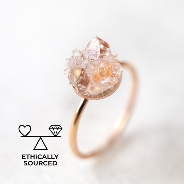 Ruwe diamanten ring, Herkimer diamanten ring, ruwe kristallen ring, april Birthstone ring, cadeaus voor haar, ronde diamanten ring, edelsteen ring, roos