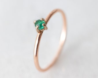 Natural Emerald ring - May birthstone jewelry - Green gemstone ring