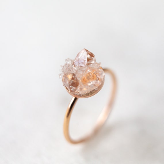 Bague de fiancailles unique bague diamant brut bague de promesse bague de fiancailles alternative bijoux en cristal brut bague avec pierres precieuses bague non traditionnelle Etsy France