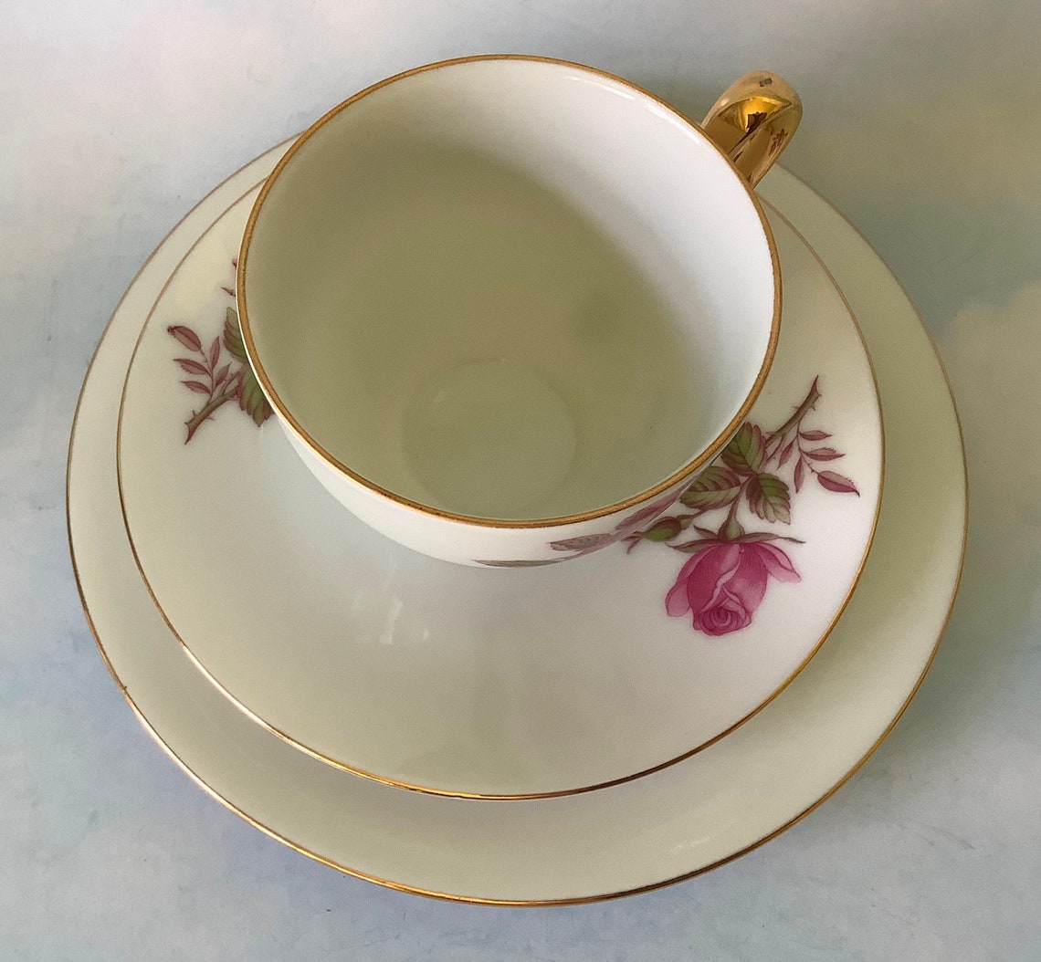 Westminster Fine China Teacup Trio Vintage Westminster China Etsy