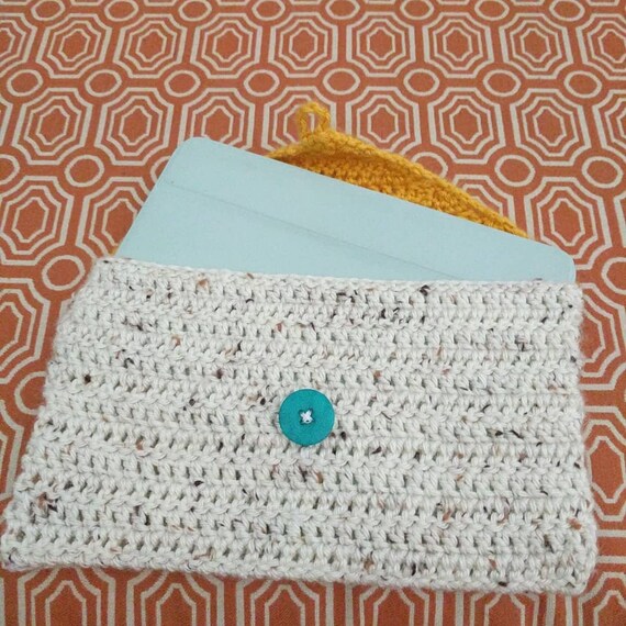 crochet book pouch