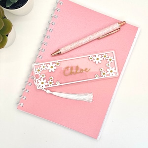Personalised Daisy Bookmark: Acrylic Bookmark with Tassel