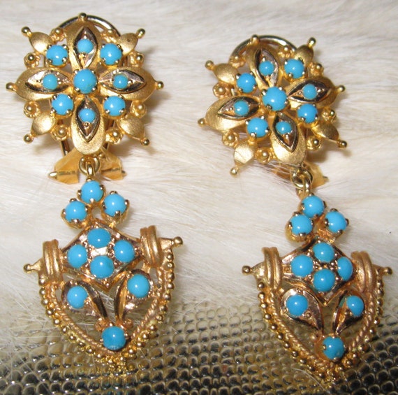 18 Karat Persian Turquoise Drop Earrings