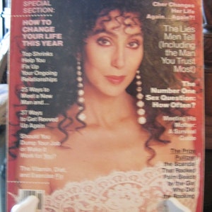 Modelo de portada Cher de la revista Cosmopolitan de febrero de 1988 de Francesco Scavullo imagen 1