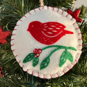 RED BIRD on Branch Felt Christmas Tree Ornament image 1