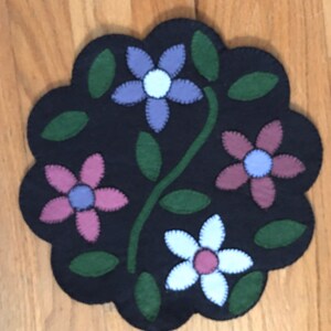 FLORAL Candle Mat Table Topper image 2