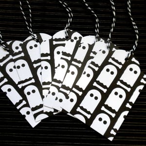 HALLOWEEN GHOST Gift Tags Set of 12 image 1