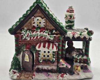 Vintage Ginger Frost Lane 2005 Candy Shop Christmas Village House Decor 4.25 in