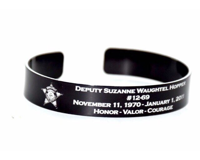Black kia bracelet new arrivals