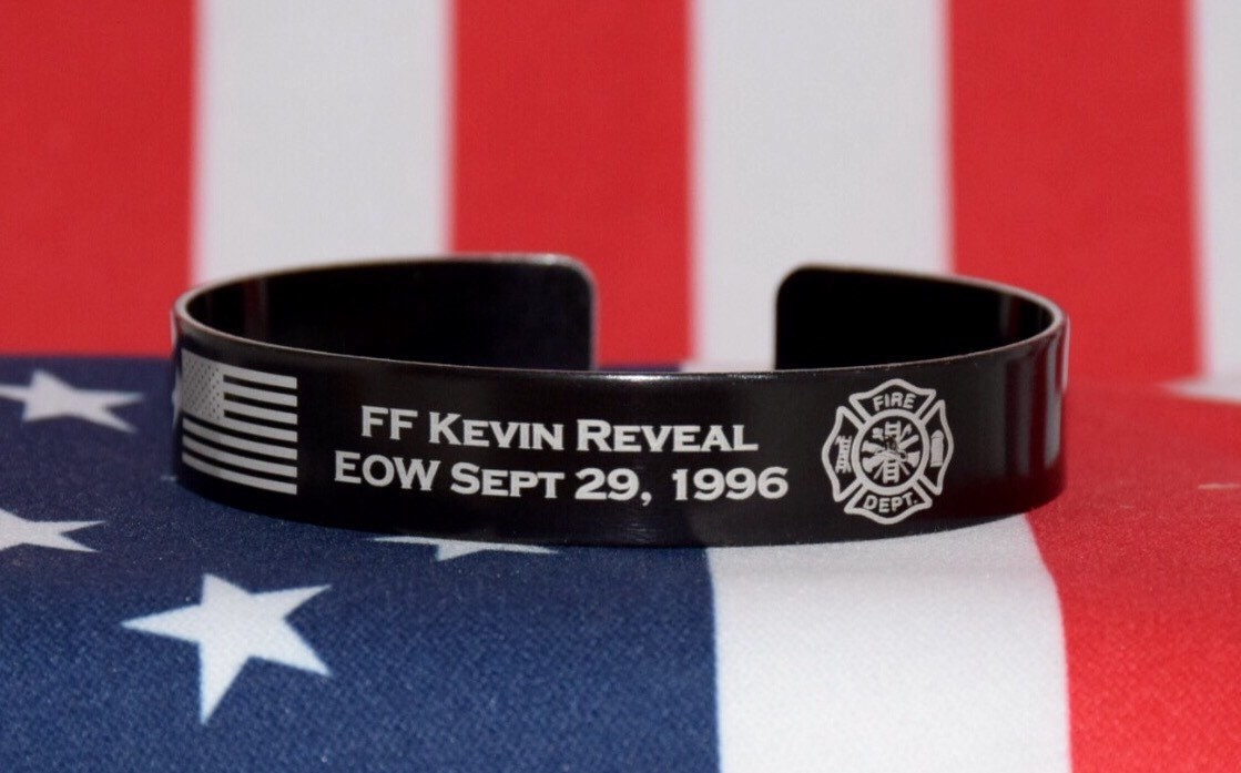 Memorial Fire Fighter / Fire Department Memorial Bracelet / Honor the  Fallen / FD / EMT / in Loving Memory / Memorial Bracelet /last Alarm - Etsy