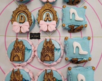 Princess Chocolate covered Oreo's. Glass slipper Cookies. Princess party favors. Princess dessert table