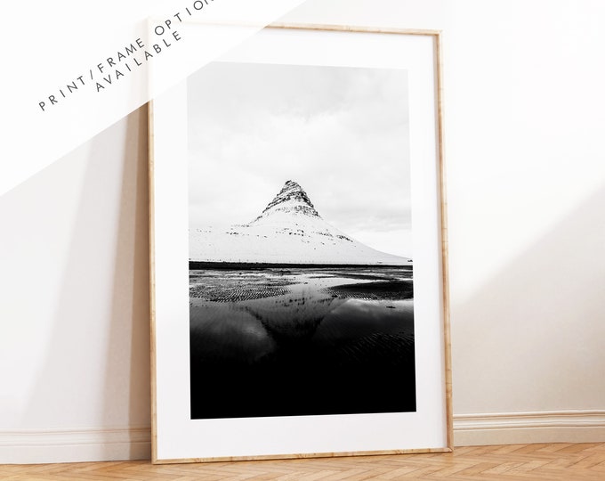 Kirkjufell Reflections