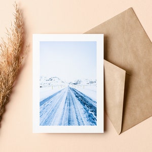 Biglietto di auguri di Natale - Biglietto di auguri - Interno vuoto - Festività - Natale - Natura - Paesaggio - Moderno - Scandinavo - Neve