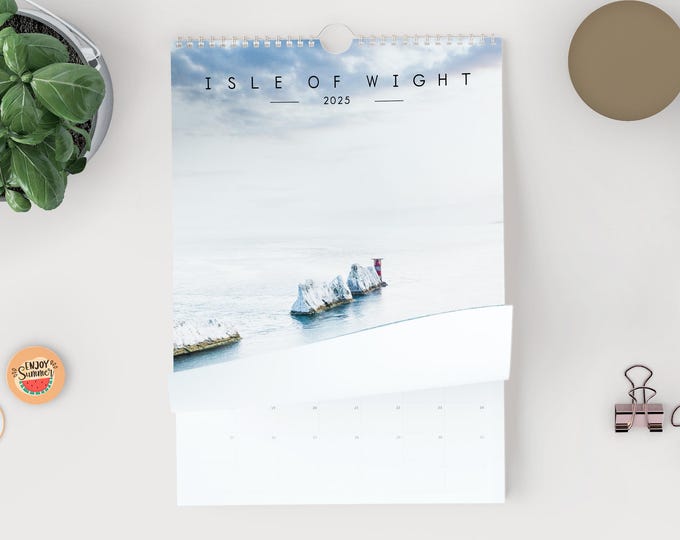 Isle of Wight 2025 Calendar - A3 or A4 Wall Calendar - 2025 Calendar - Gift - New Year - Isle of Wight Calendar - Planner