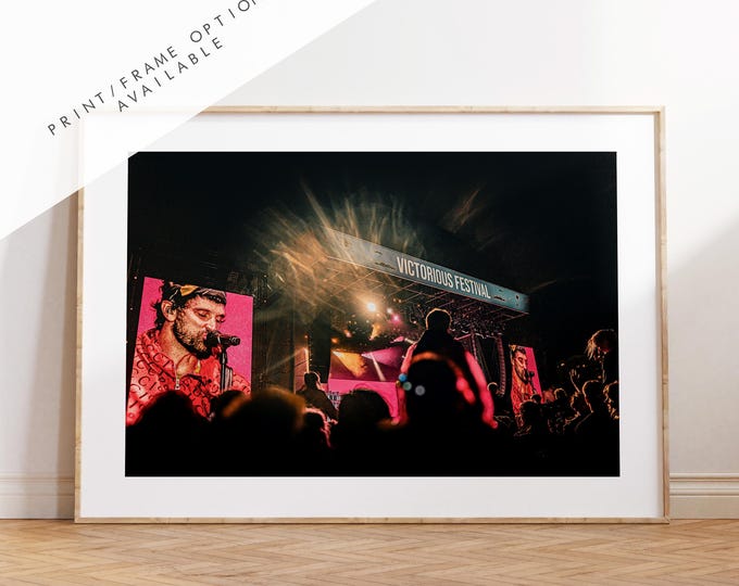 Victorious 26 - Photography Print - Portsmouth and Southsea Prints - Wall Art -  Frame and Canvas Options -Landscape