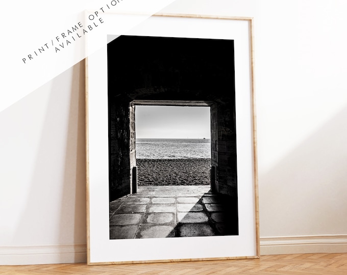Hotwalls Print - Photography Print - Portsmouth and Southsea Prints - Wall Art -  Frame and Canvas Options - Portrait - BW
