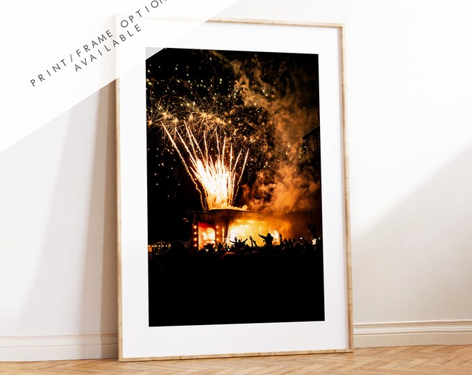 Victorious 2023 - Photography Print - Portsmouth and Southsea Prints - Wall Art -  Frame and Canvas Options - Portrait
