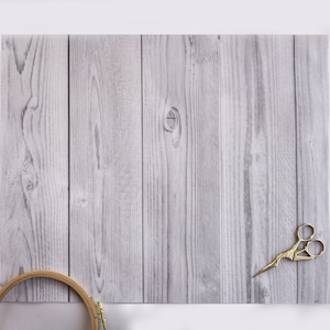 White Wood Aida Cloth, Printed Cross Stitch Fabric, Hand Dyed Effect Aida, Natural Texture, Planks, 14 / 16 / 18 / 20 Count