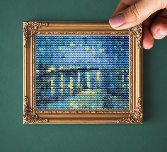 【完成品】〈ローヌ川の星月夜〉クロスステッチ Amazon | 14CT クロスステッチ刺繍 キット《ローヌ川の星月夜