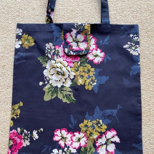 Fold Away Tote Shopping Bag tutorial pattern