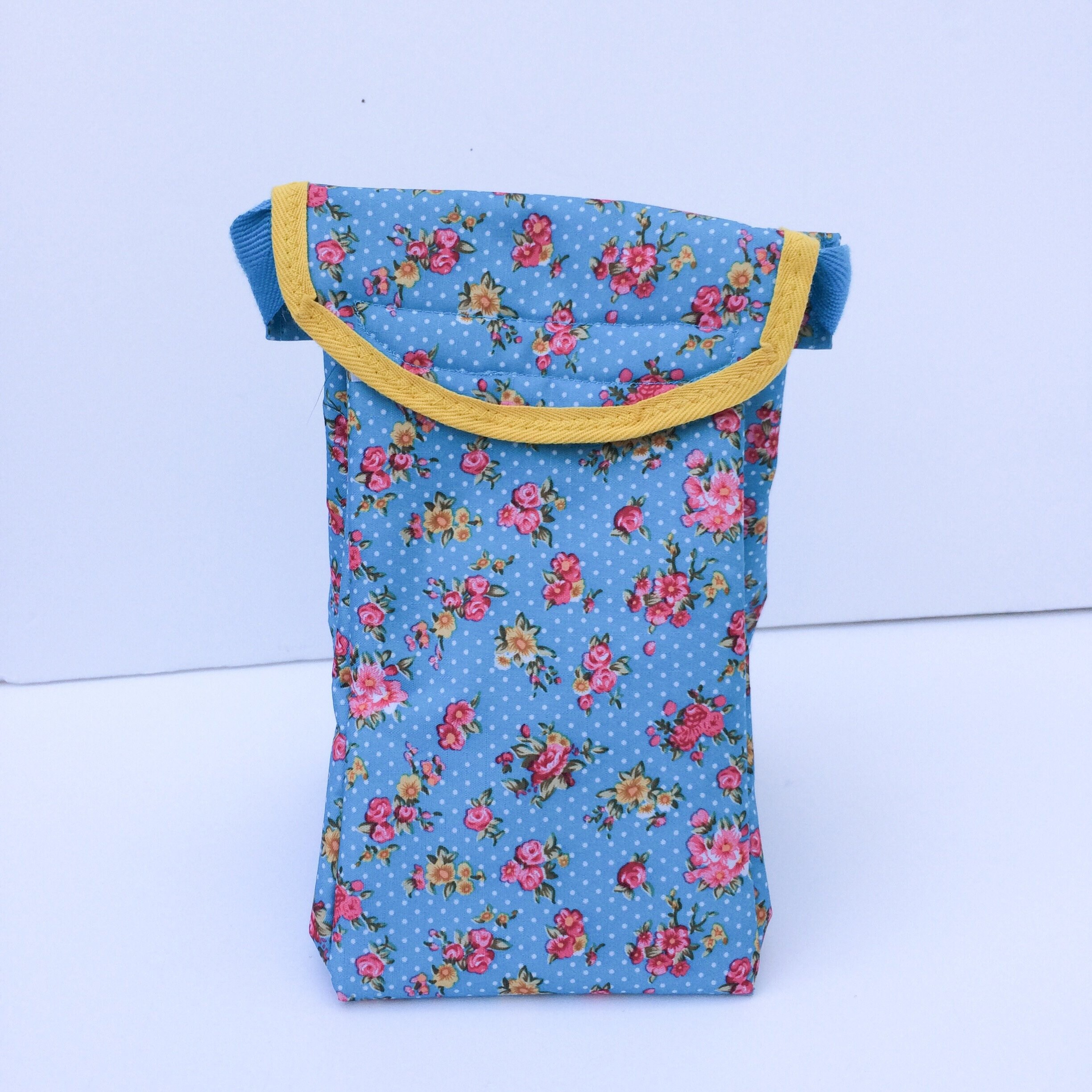 bag that keeps things cold