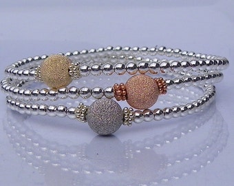 Sterling Silver Stretch Bracelet with Focal Stardust Bead - Simple but stunning!
