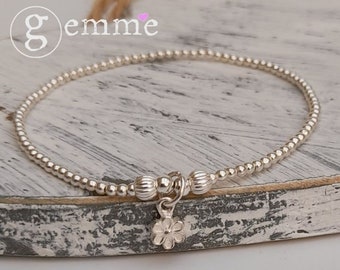 Dainty Sterling Silver Stretch Beaded Bracelet with Gorgeous Petite Daisy Charm, Flowers for life, Mothers Day Gift, Mum Jewellery