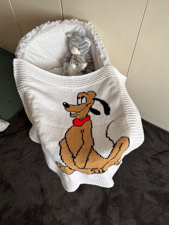 Pluto blanket hot sale