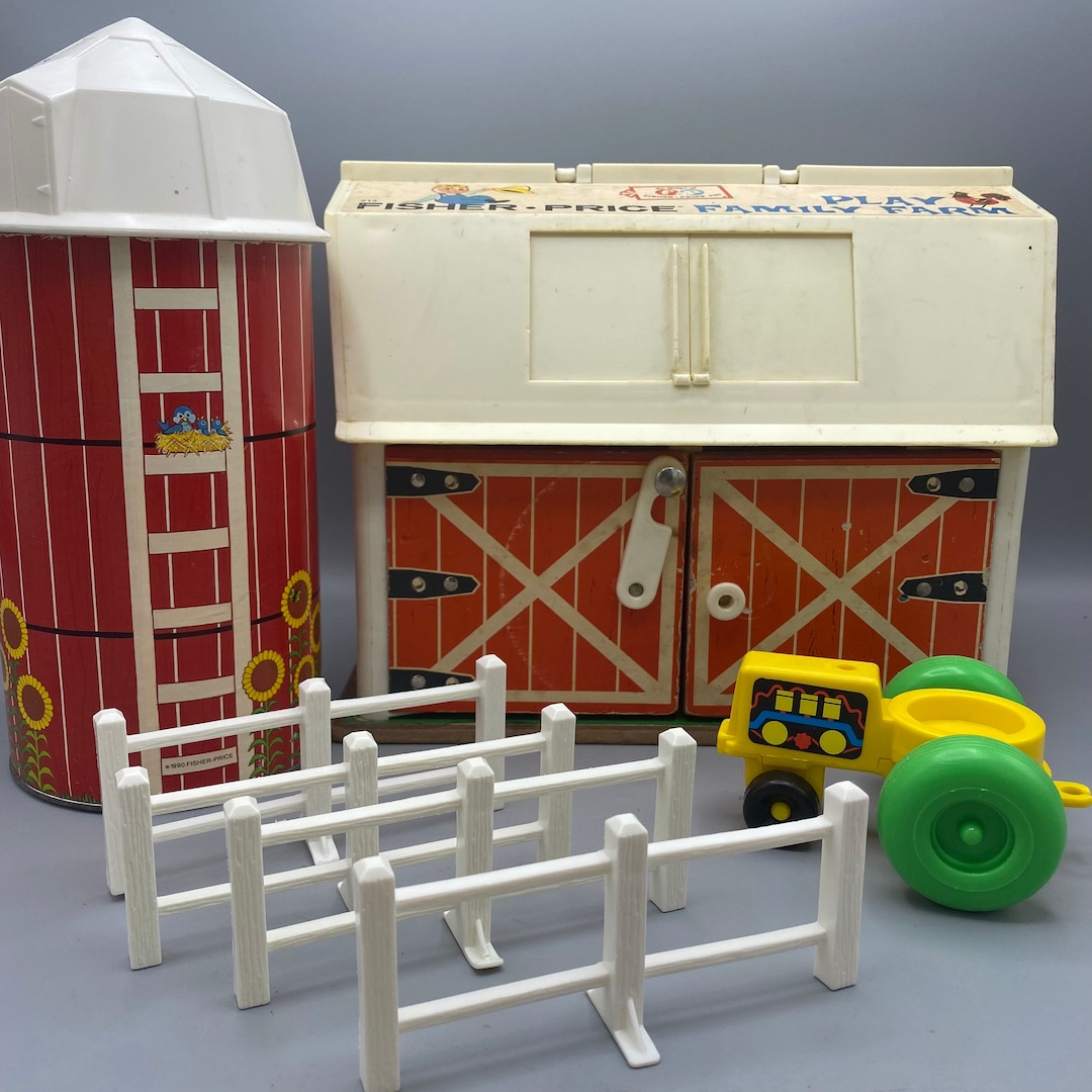 Vintage Fisher-price Play Family Farm (1967) With Silo Tractor